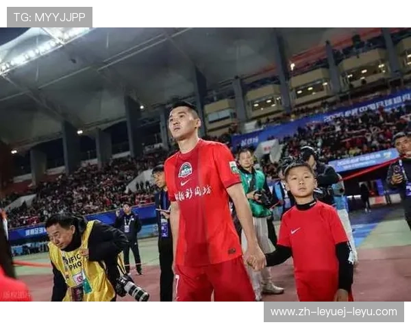 中超激战河南对阵山东泰山首发公布4外援PK钟义浩瓦科登场